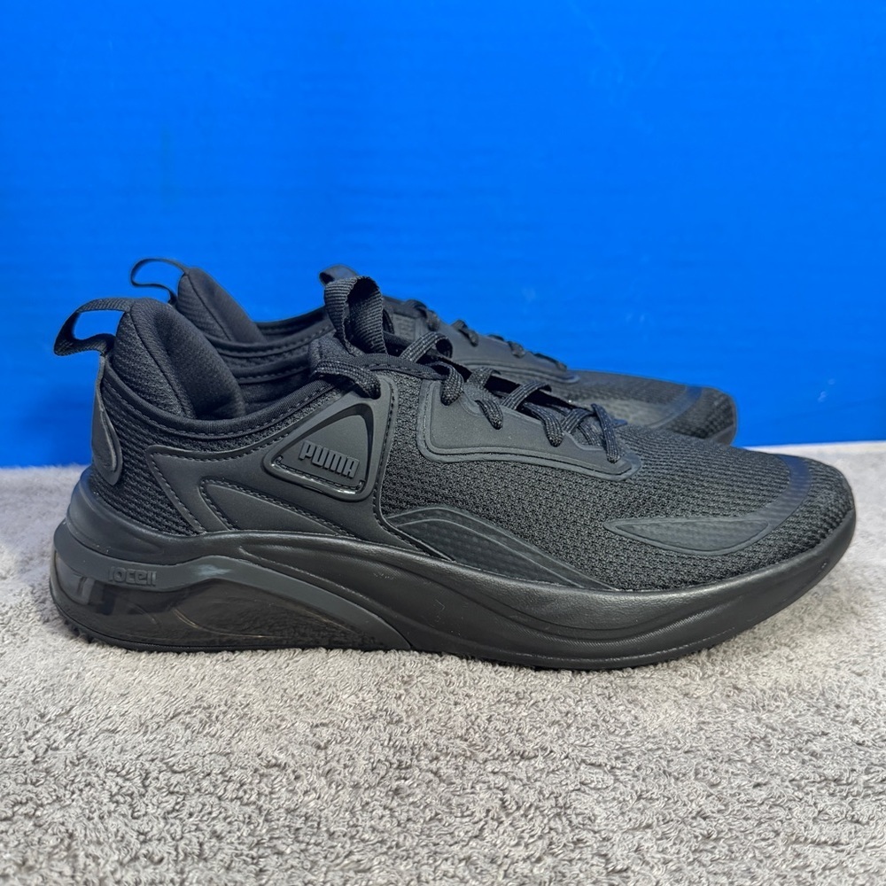 Puma cell thrill
Black
Brand new - Picture 2 of 10